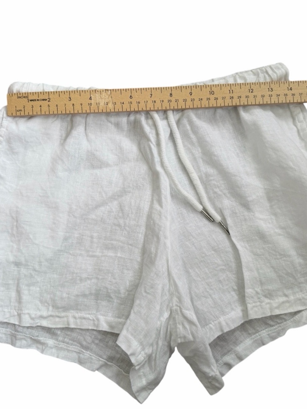 ASTRID White Linen Shorts - - Picture 5 of 7